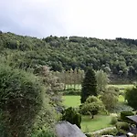 Lovely In Frahan With Terrace Vakantiehuis *