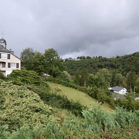 Lovely In Frahan With Terrace Casa vacanze *